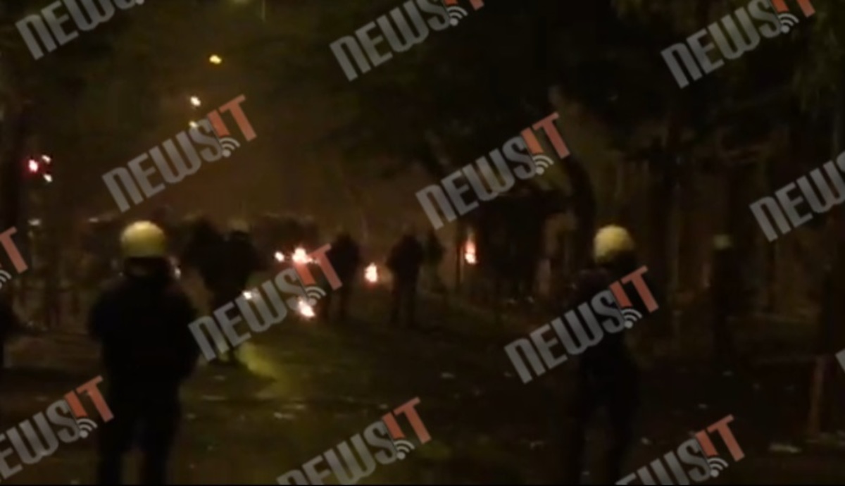 Φωτιές στη Στουρνάρη