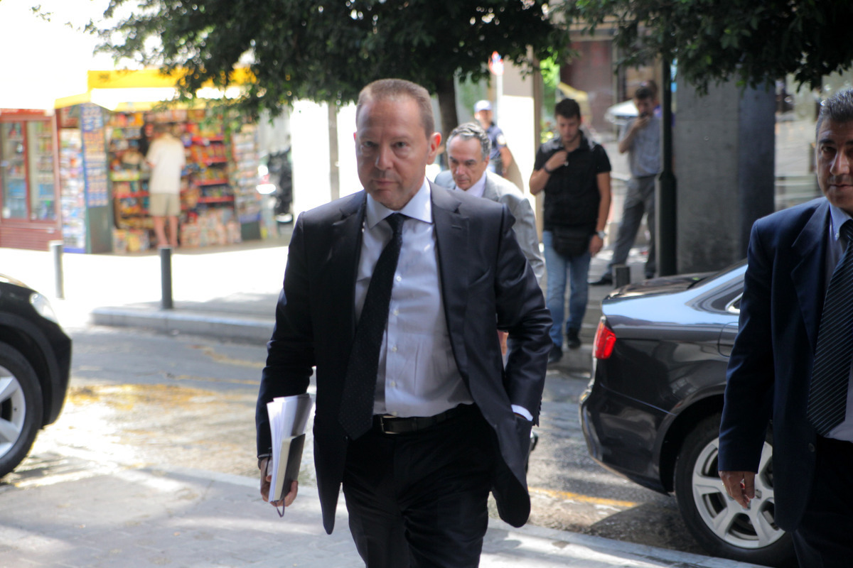Διαψεύδουν πως ο Στουρνάρας ζήτησε έκτακτη χρηματοδότηση 3 δισ. ευρώ