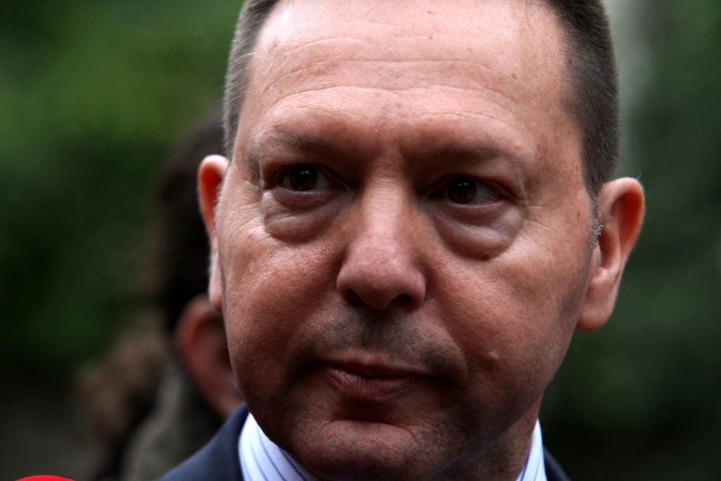 Θέμα παραίτησης Στουρνάρα βάζει το Μαξίμου