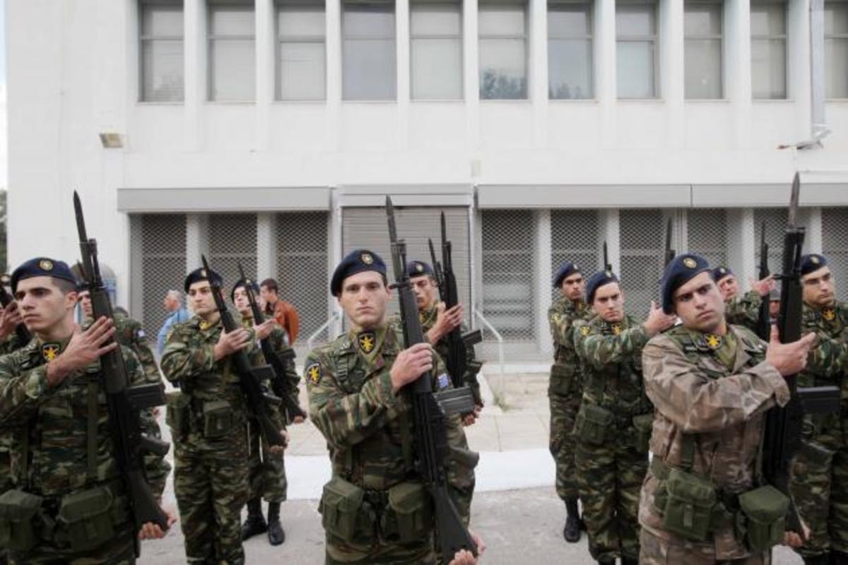 Φορολογούν και τους στρατιώτες!