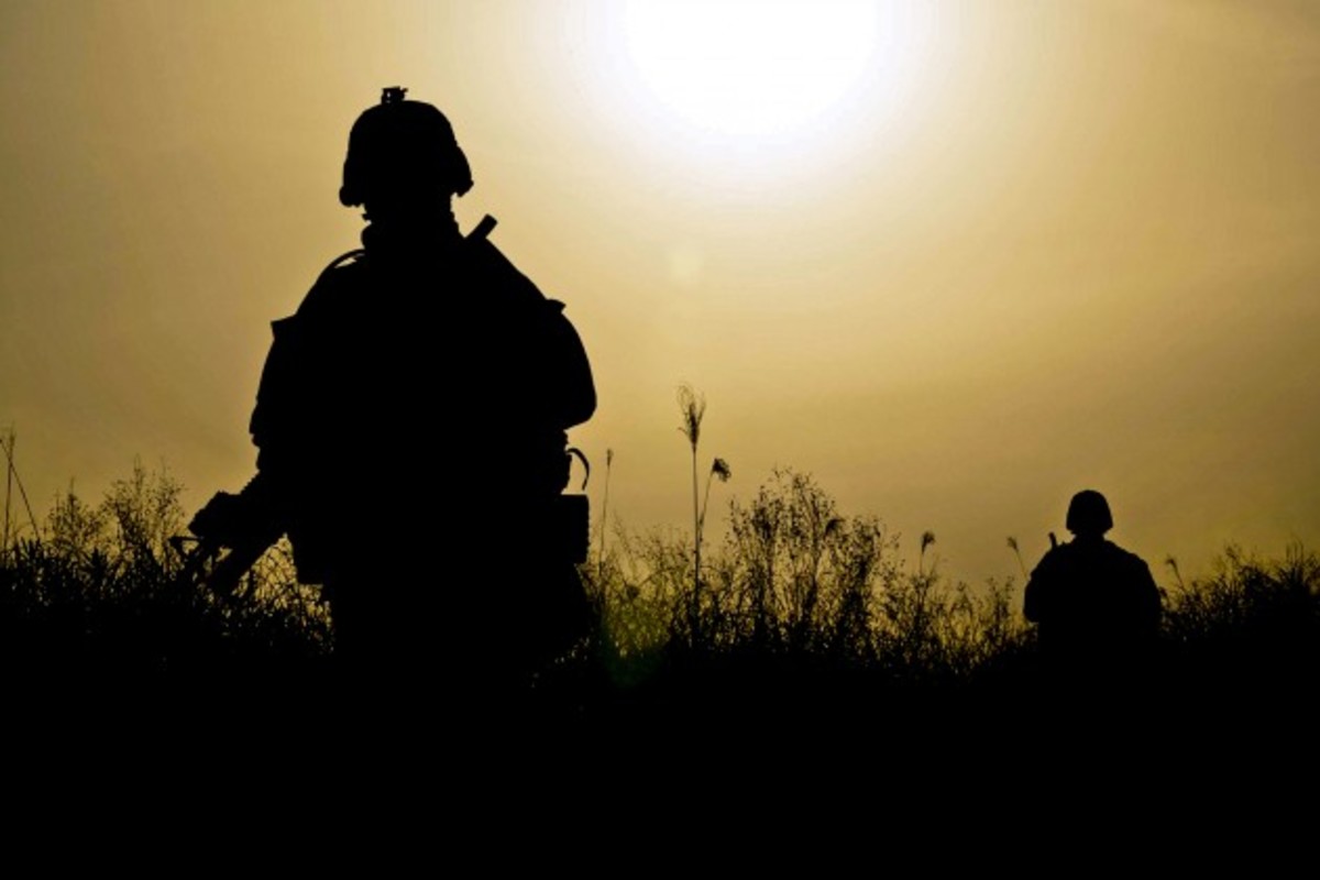 “Εφοδος” στρατιωτικών για το ασφαλιστικό με επιχειρήματα των Σαμαρά-Βενιζέλου!