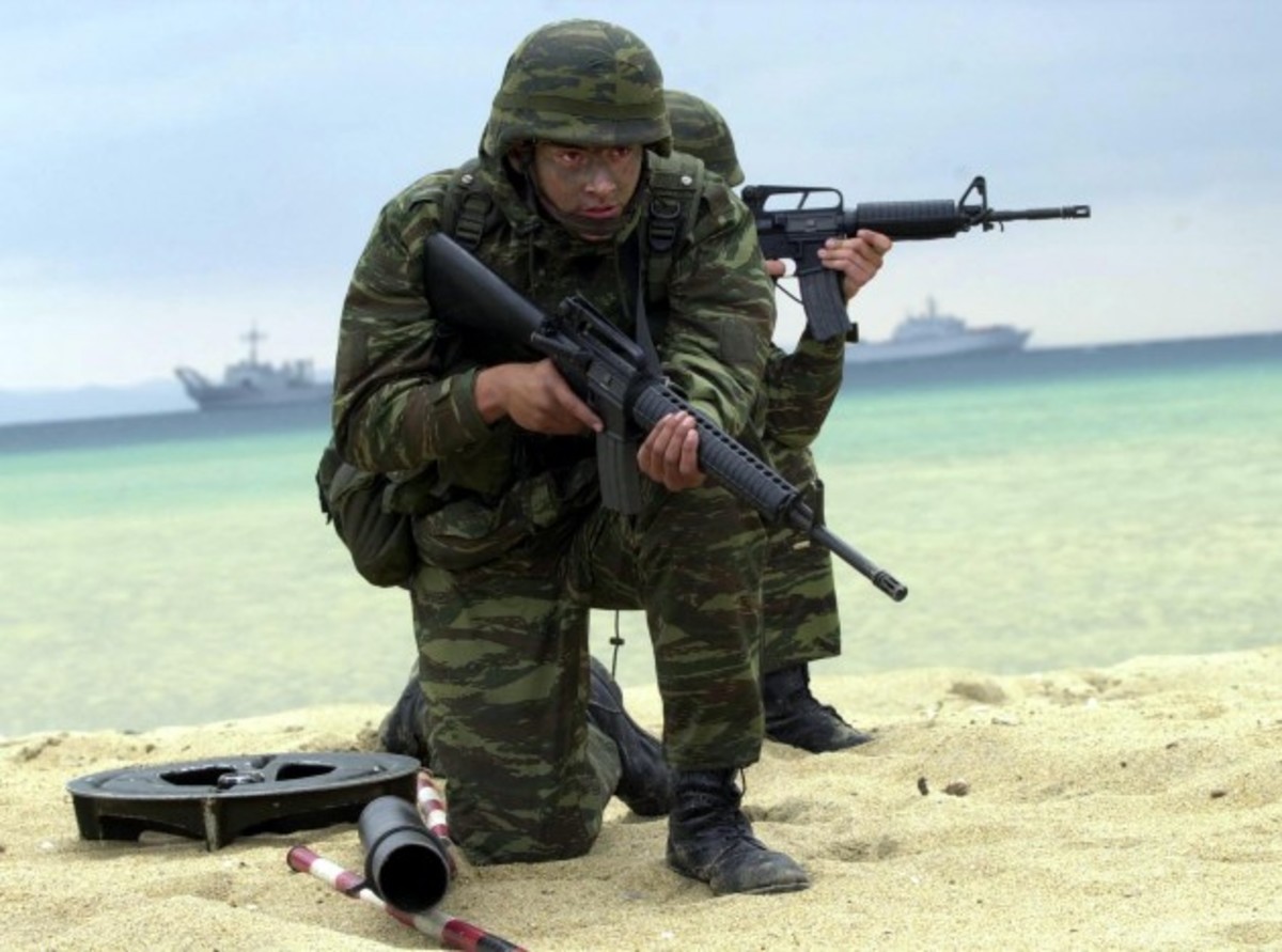 Γιατί διπλασιάστηκαν οι αγωγές στρατιωτικών μετά από τις “αυξήσεις” μισθών!