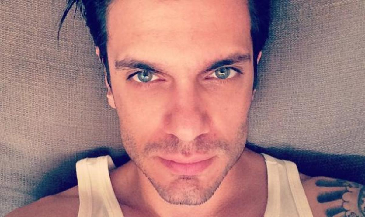 Μέχρι και μουστάκι άφησε ο Μύρωνας Στρατής! ΦΩΤΟ