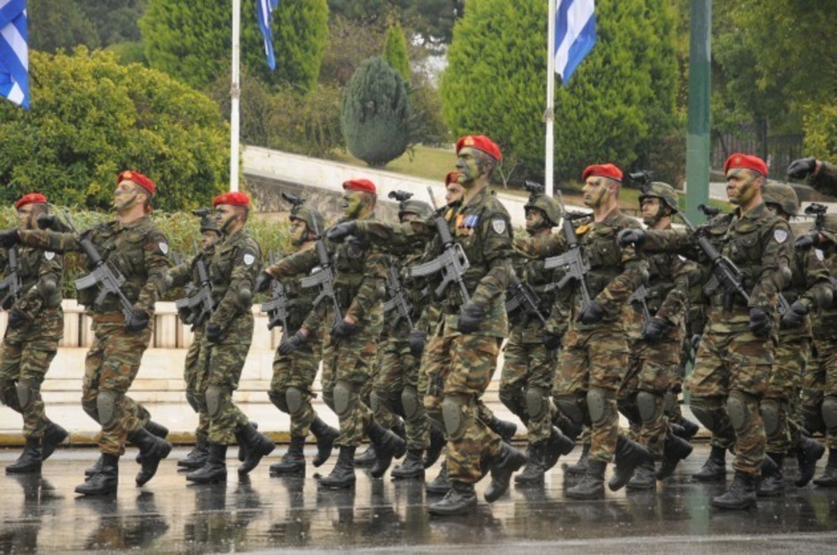 Ενοπλες Δυνάμεις: Αλαλούμ με τα οδοιπορικά στο στρατό – μείωση καταγγέλει η ΕΣΠΕΗΠ