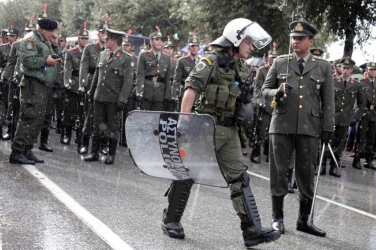 Έρχεται έρευνα για τις “παράνομες εντολές χρήσης στρατού σε θέματα “εσωτερικής ασφάλειας”