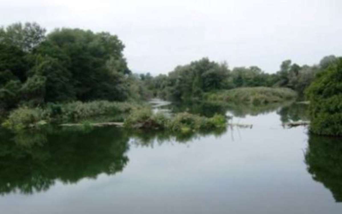 Σέρρες: Υπερχείλιση του ποταμού Στρυμόνα προκαλεί προβλήματα στο οδικό δίκτυο