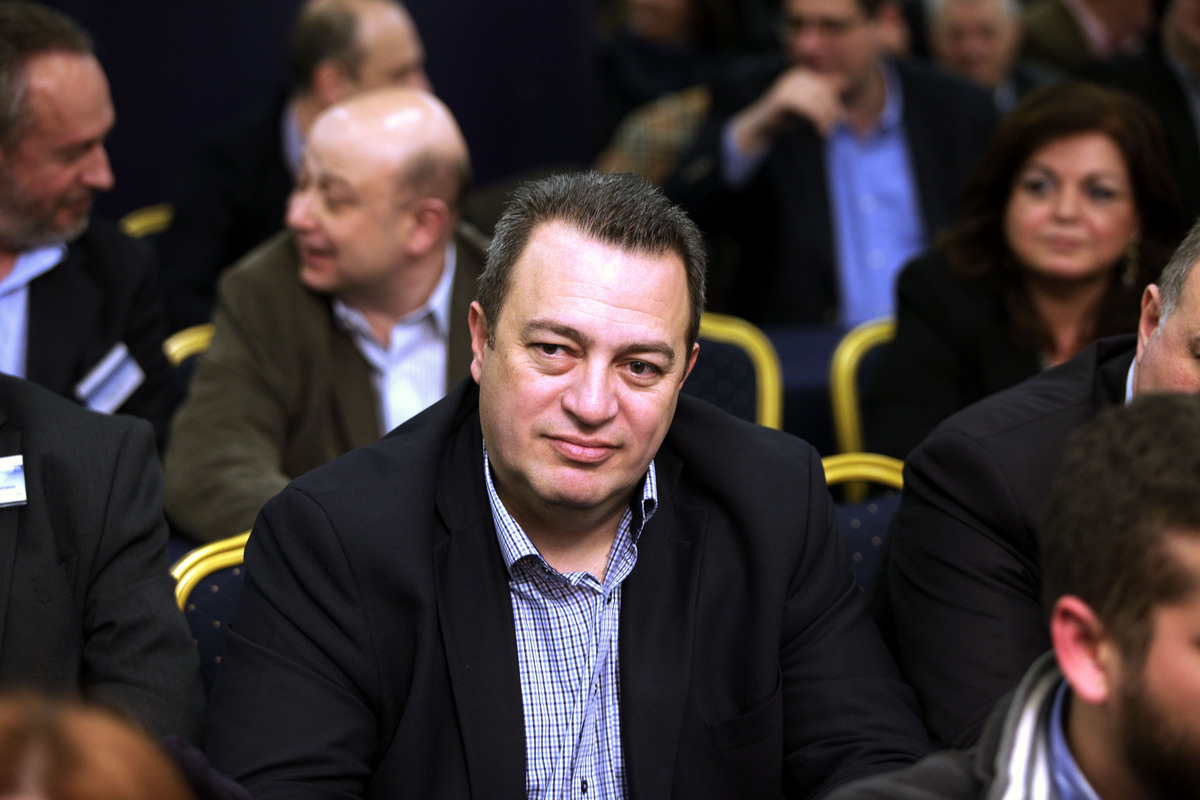 Το καραμανλικό «Ρεύμα Σκέψης»…ξαναχτυπά