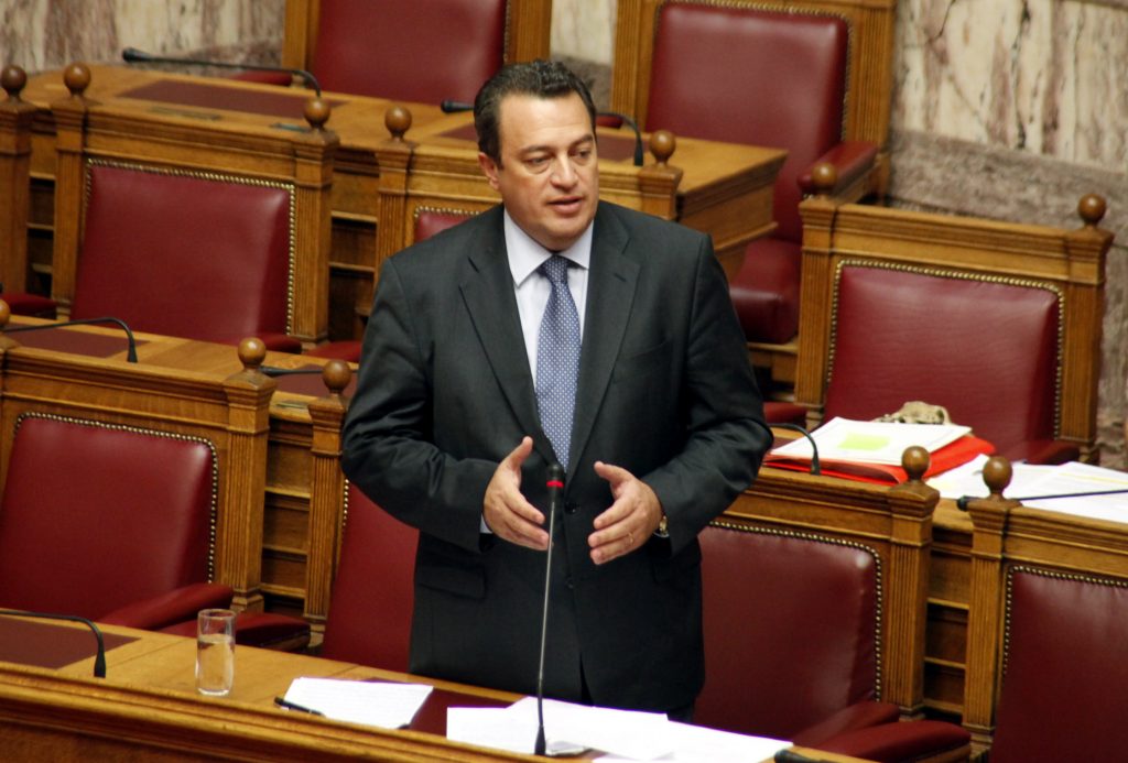 Παίρνει πίσω ο Στυλιανίδης το έγγραφο για τα στοιχεία των αλλοδαπών νηπίων