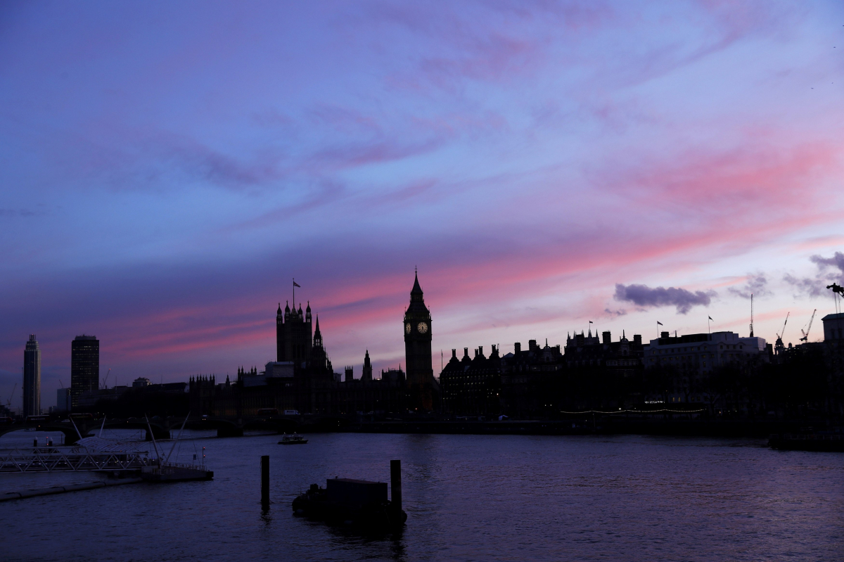 Το ματωμένο ηλιοβασίλεμα του Λονδίνου [pics]