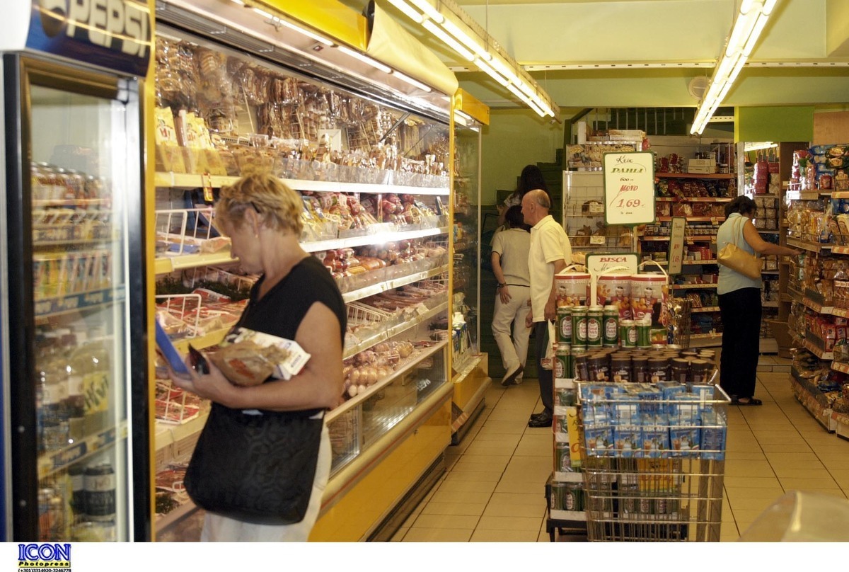 Σκληρή απάντηση των super market Καρυπίδη στον Κατρούγκαλο