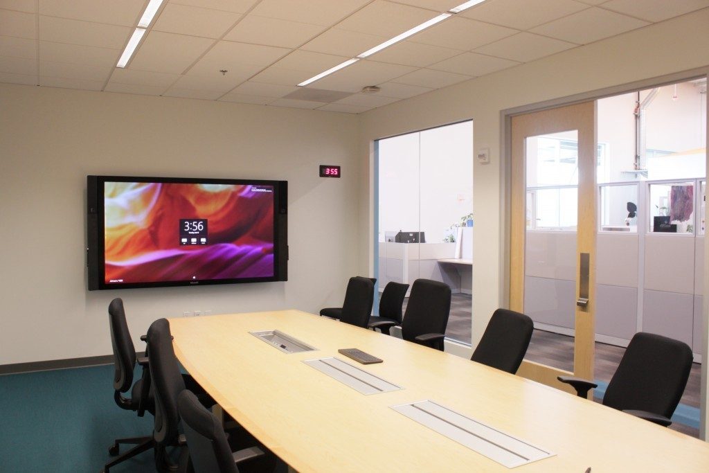 Έρχεται το νέο Surface Hub της Microsoft!