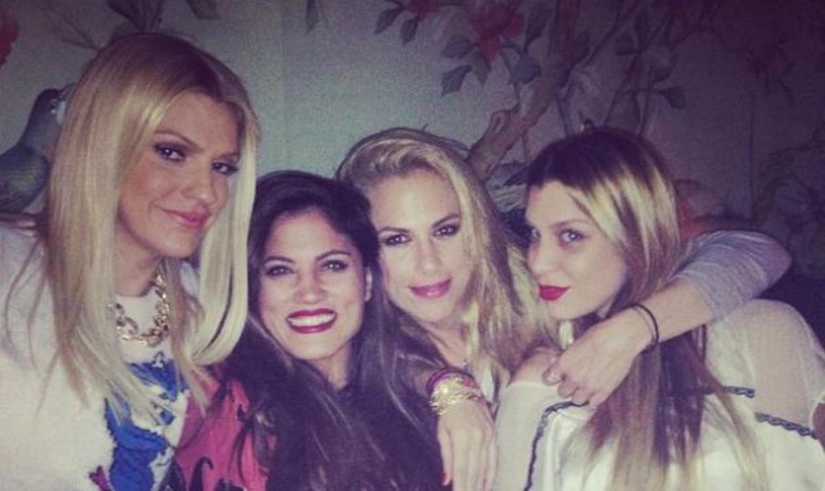 Μαίρη Συνατσάκη: Δεν φαντάζεσαι τι ντύθηκε για τα γενέθλιά της!