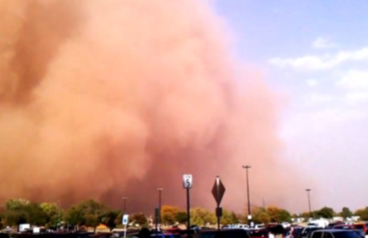 Σύννεφο σκόνης “ρουφά” πόλη του Τέξας