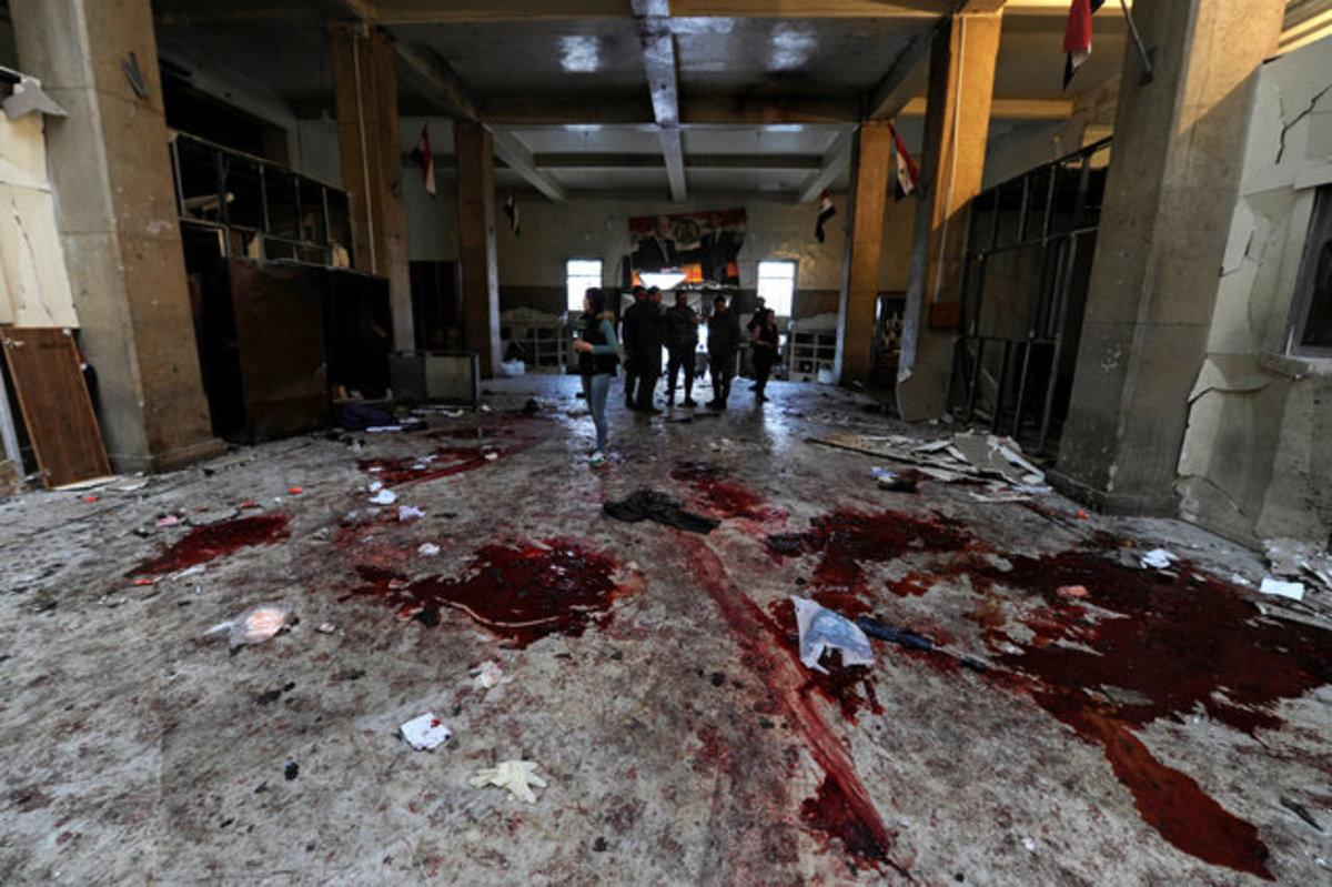 Δαμασκός: Αίματα παντού! Δεκάδες νεκροί από δυο βομβιστικές επιθέσεις! [pics, vid]