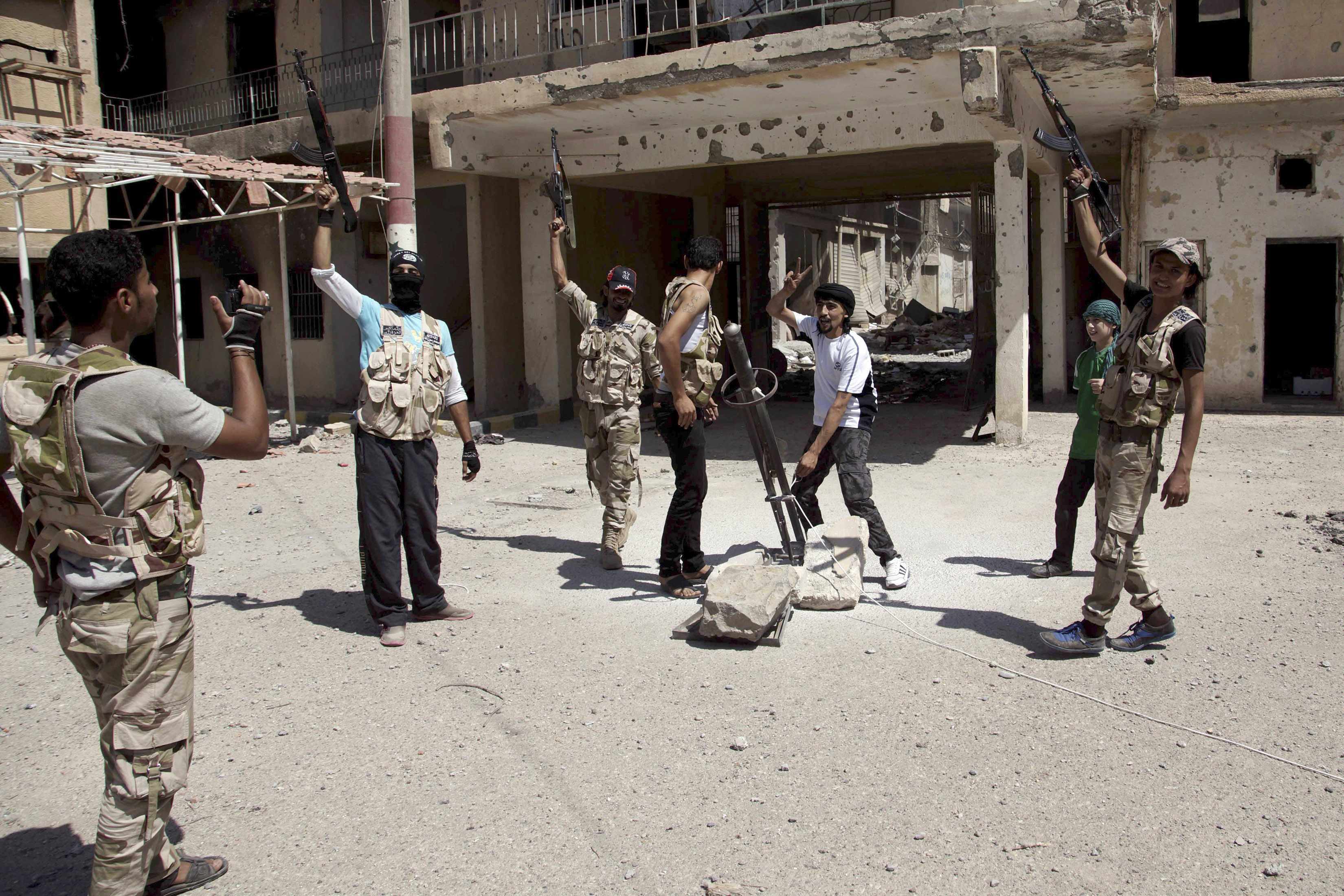 Συρία: Ο ισχυρός στρατός και οι δυνάμεις που υπηρετούν την κυβέρνηση Άσαντ