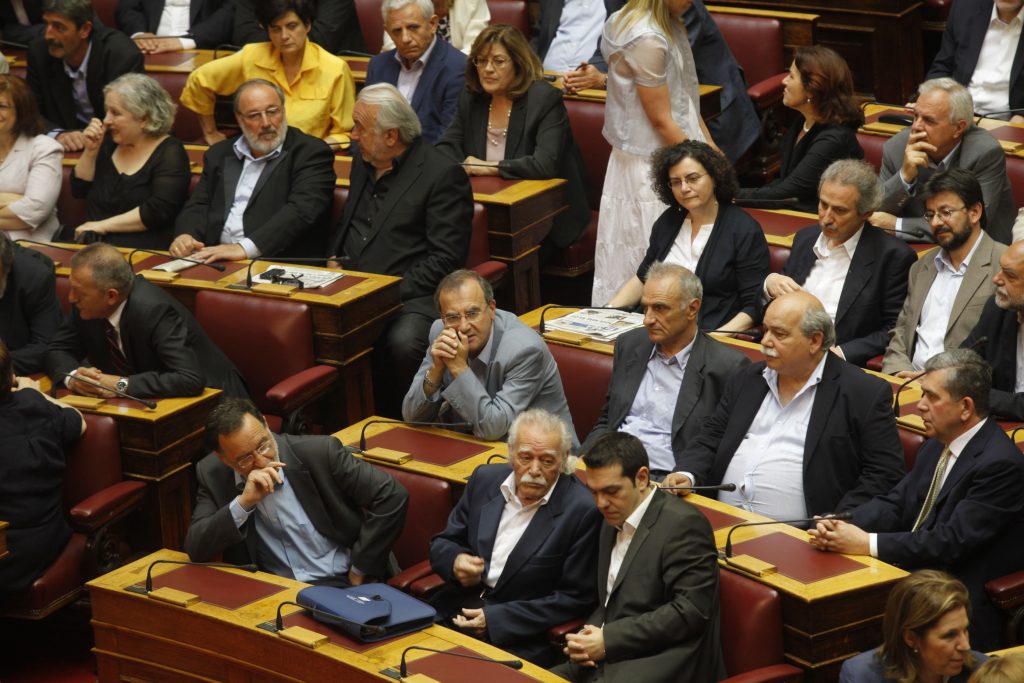 ΣΥΡΙΖΑ: Οι Έλληνες και να θέλουν να πληρώσουν το χρέος δε μπορούν