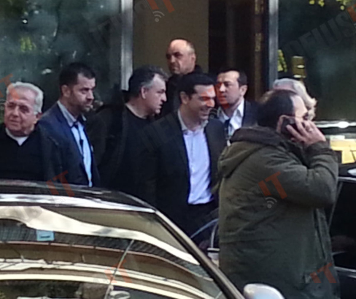 Η απειλή που έβγαλε τον Τσίπρα στο δρόμο (ΦΩΤΟ)