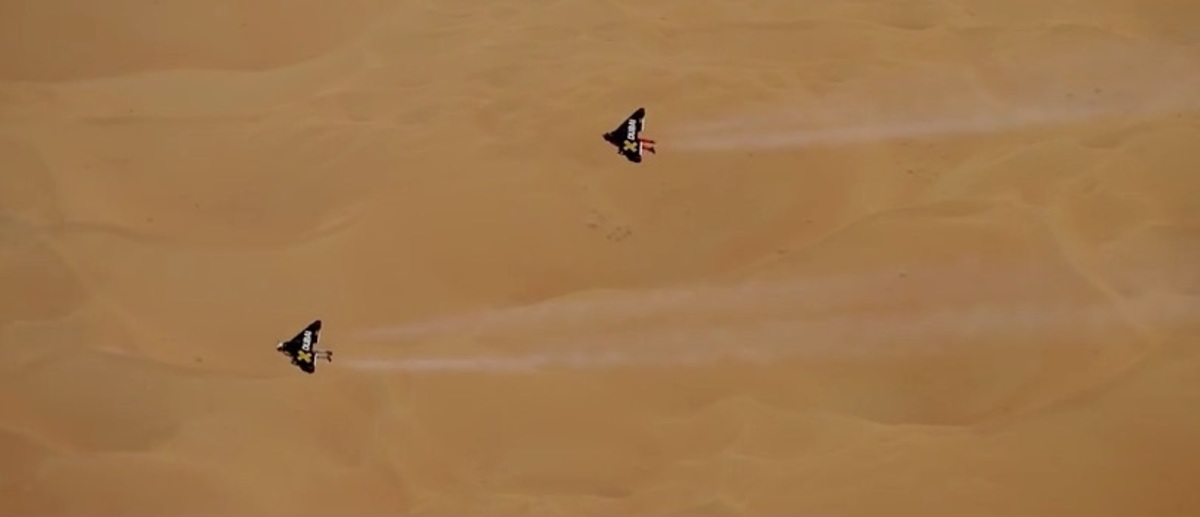 Εντυπωσιακές πτήσεις πάνω από το Ντουμπάι …και τα καλύτερα βίντεο της Δευτέρας