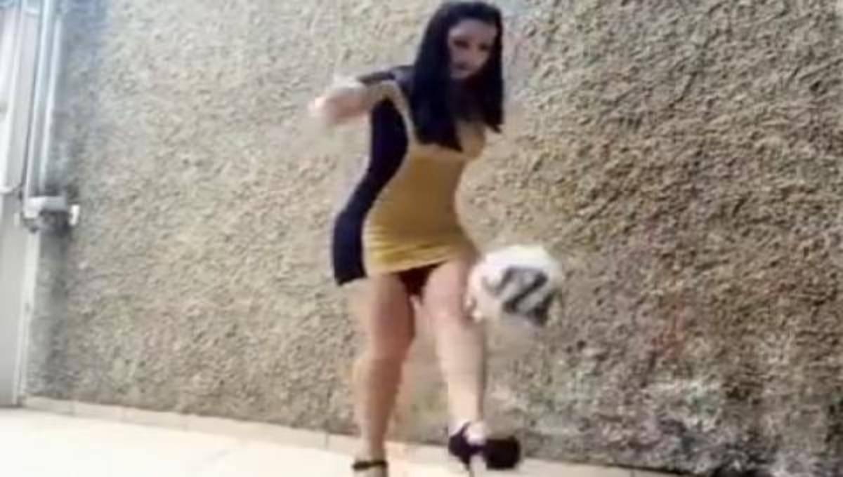 Παίζει ποδόσφαιρο με τακούνια … και τα καλύτερα βίντεο της Δευτέρας