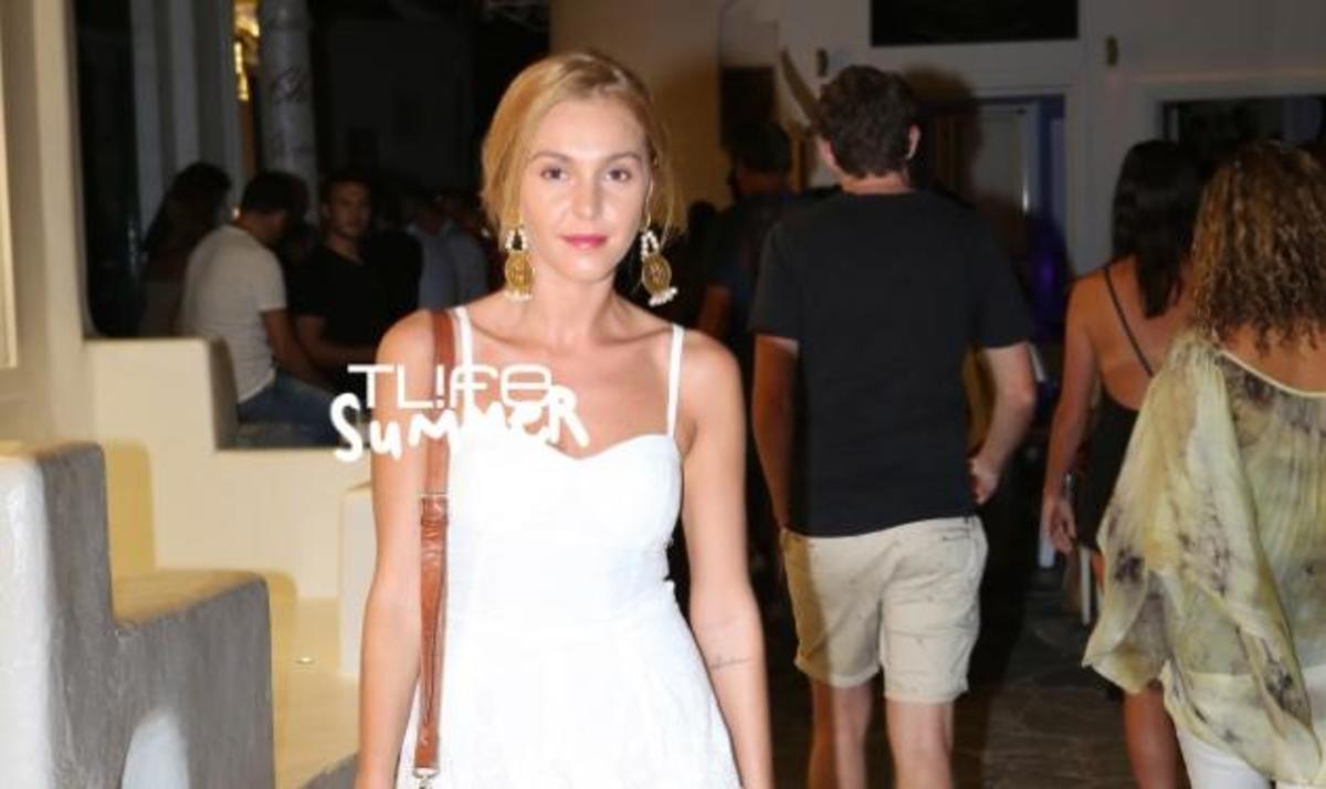 Τάμτα: Χαμός στα σοκάκια της Μυκόνου με το καυτό σορτσάκι της