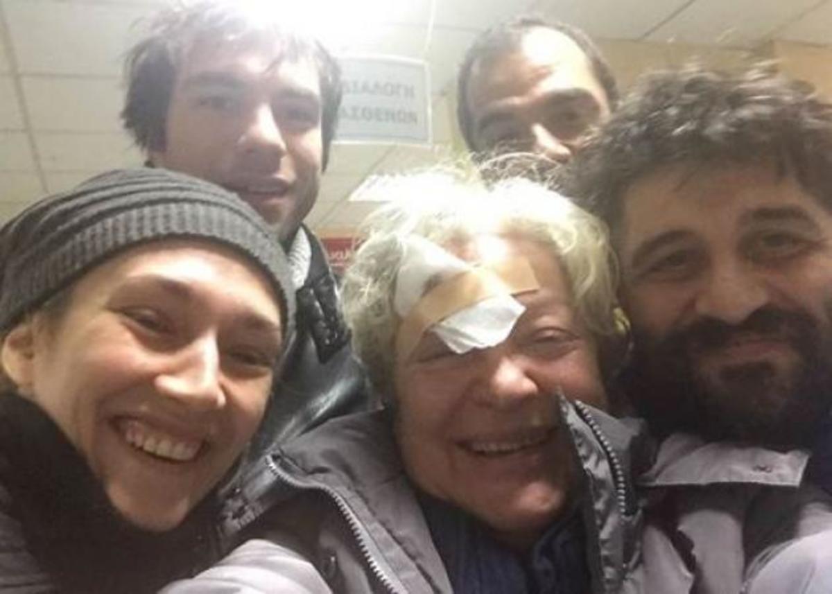 Στο νοσοκομείο διάσημη Ελληνίδα τραγουδίστρια μετά από τραυματισμό! [pic]