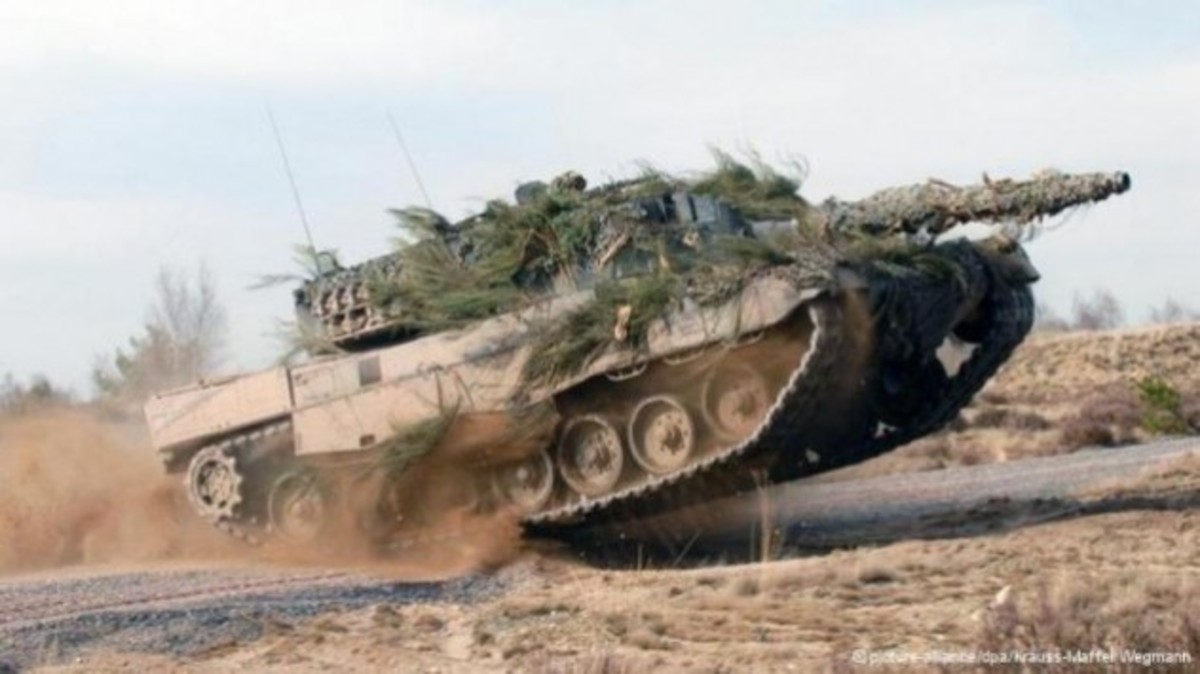 Στην φυλακή οδηγείται πρώην στρατιωτικός για παράνομες αμοιβές από την προμήθεια των Leopard