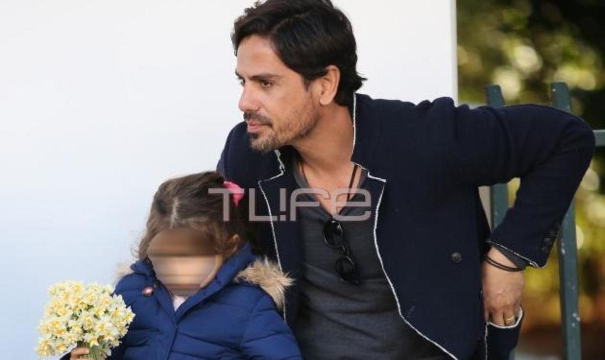 Δείτε το σύζυγο της Δέσποινας Καμπούρη και τη μικρή τους κόρη να κάνουν βόλτα