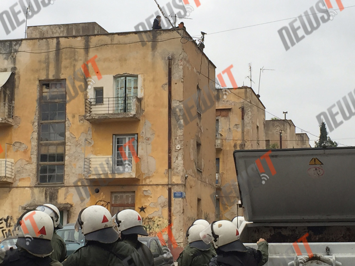 Επεισόδια προσφυγικά: Μήνυση κατά παντός υπευθύνου καταθέτουν αστυνομικοί και πολίτες