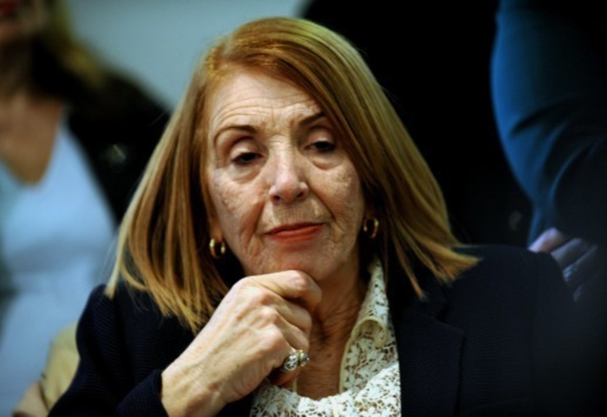 Χριστοδουλοπούλου: Οι μετανάστες έχουν χρήματα αλλά τα δίνουν στους δουλέμπορους