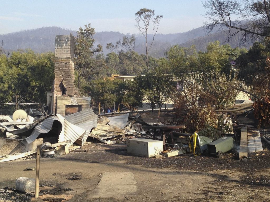 Κόλαση φωτιάς στην Τασμανία, 100 αγνοούμενοι
