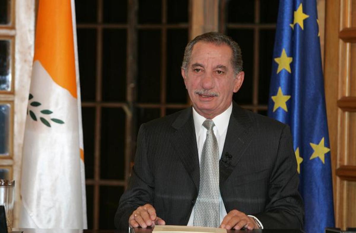 Σαμαράς:”Σύμβολο του Ελληνισμού ο Τάσσος Παπαδόπουλος”