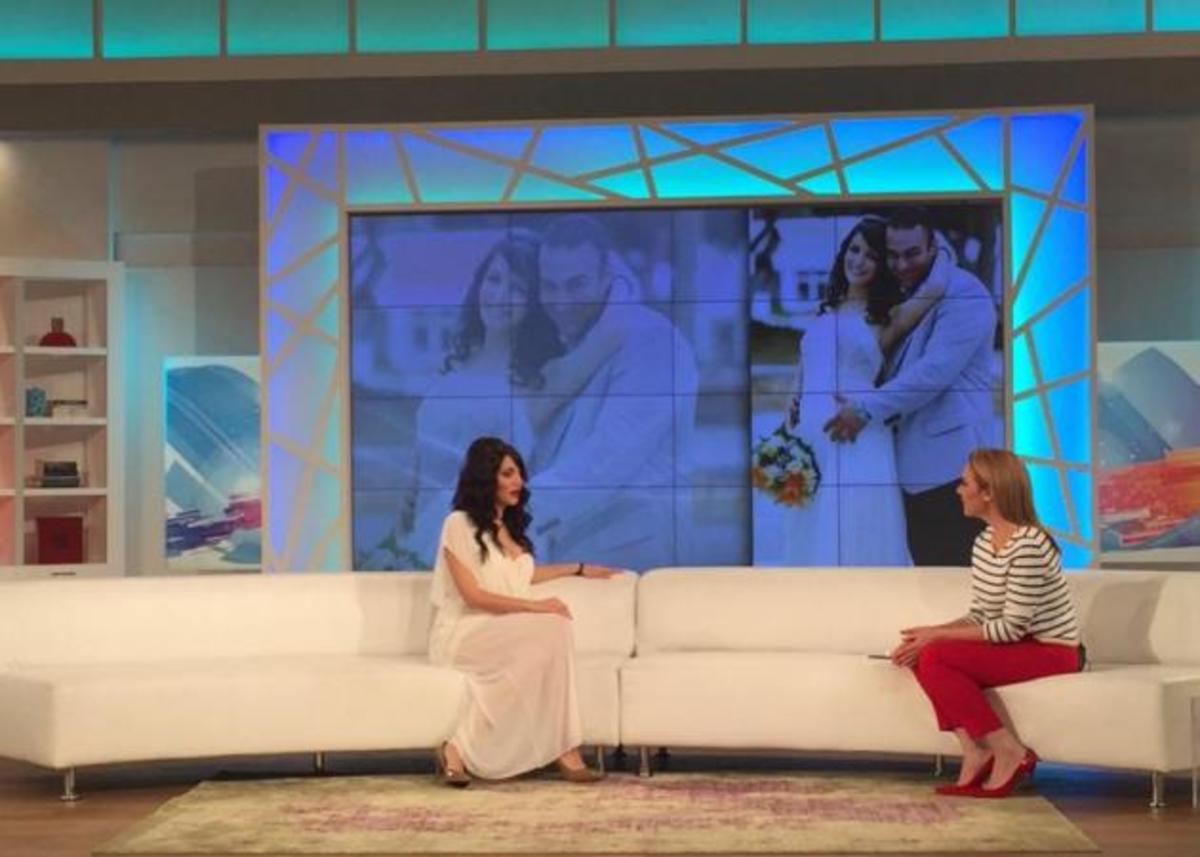 Μπέτυ Κουράκου: Μιλά για το γάμο, την εγκυμοσύνη της και την περιπέτεια του συζύγου της με τα ναρκωτικά!