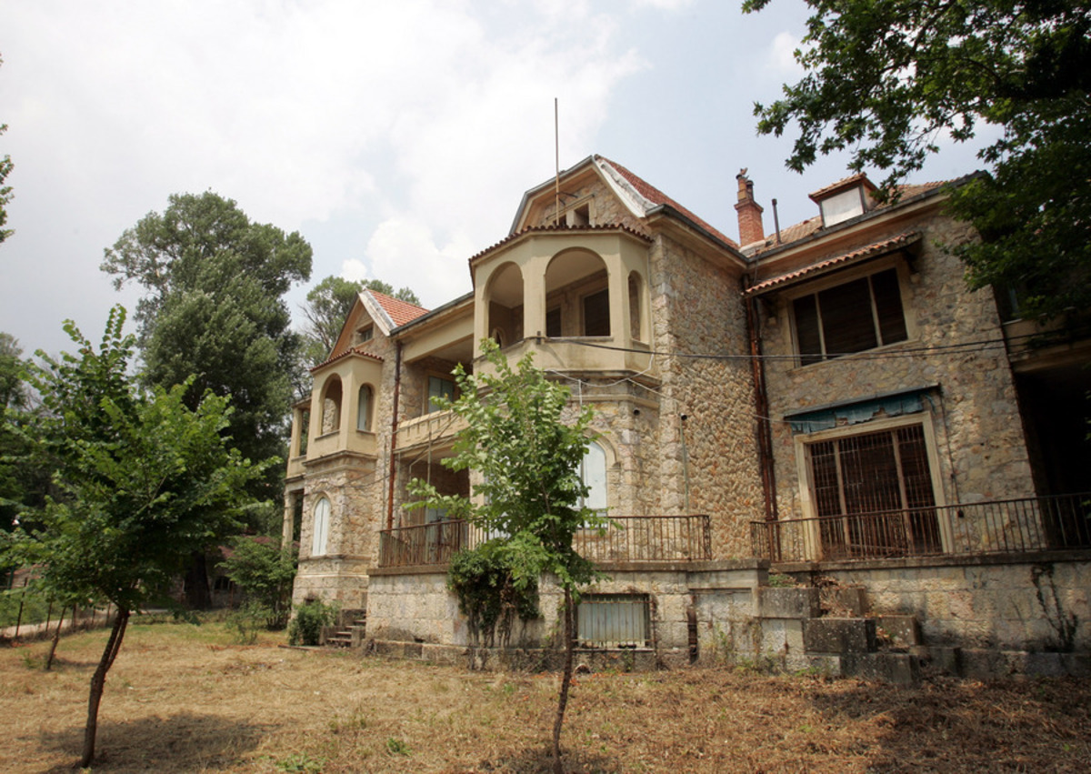 Σχέδιο για να ανοίξουν τα ανάκτορα στο Τατόϊ!