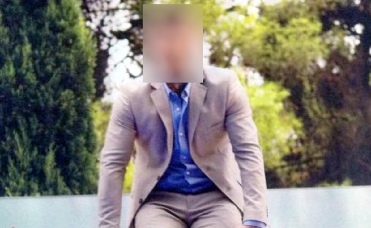 Απίστευτη ατάκα πασίγνωστου Έλληνα για το τατουάζ στο επίμαχο σημείο!