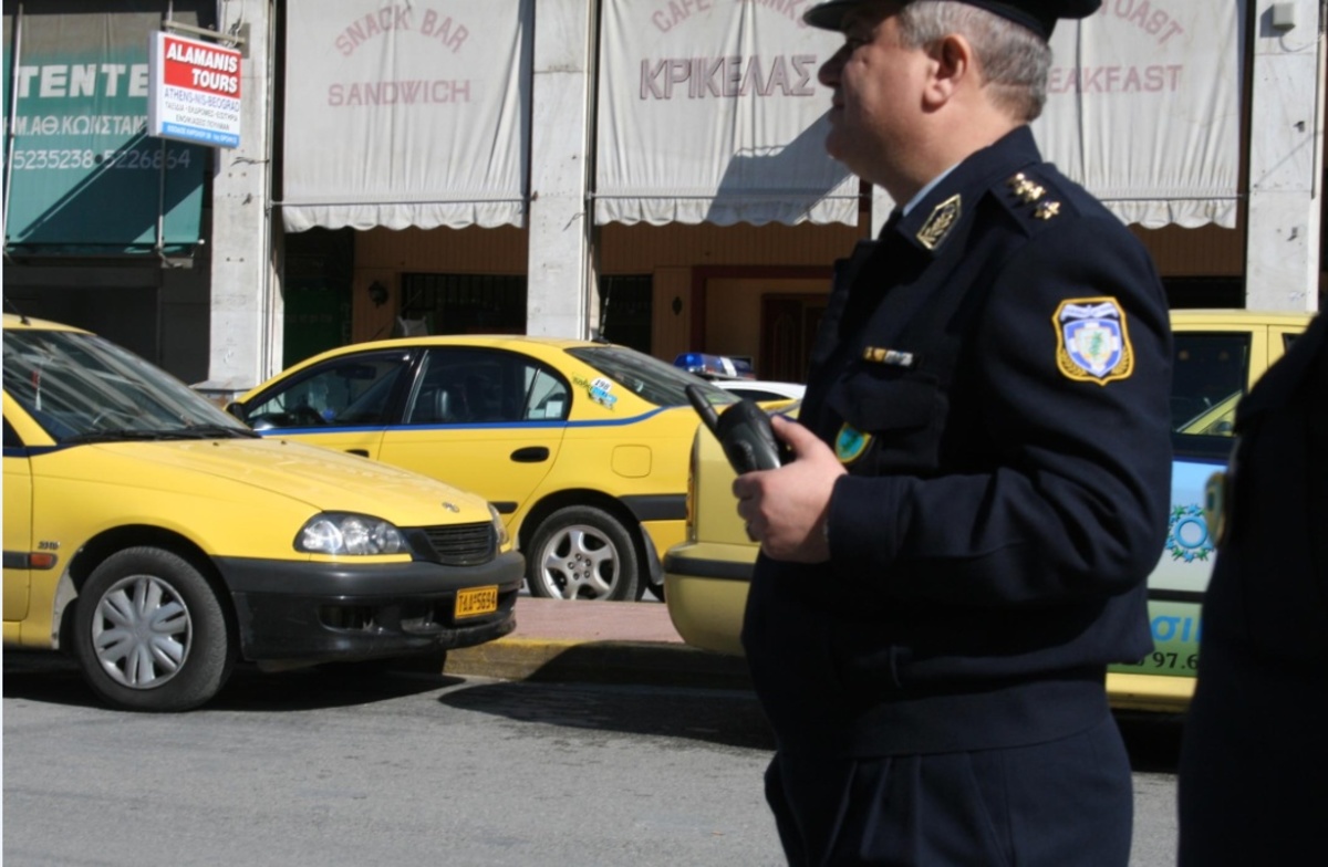 Ξεγλίστρησε με ταξί κατά τη διάρκεια ελέγχου - ΦΩΤΟ EUROKINISSI