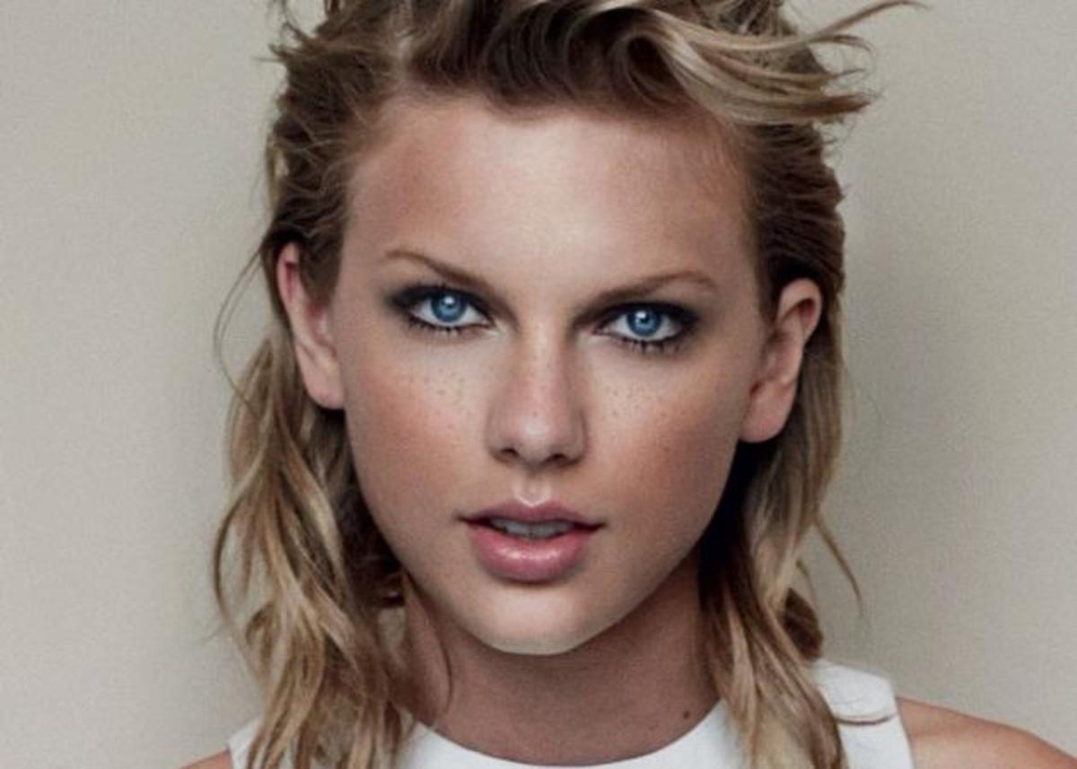 Η Taylor Swift φοράει ψεύτικες φακίδες σε φωτογράφηση μεγάλου περιοδικού