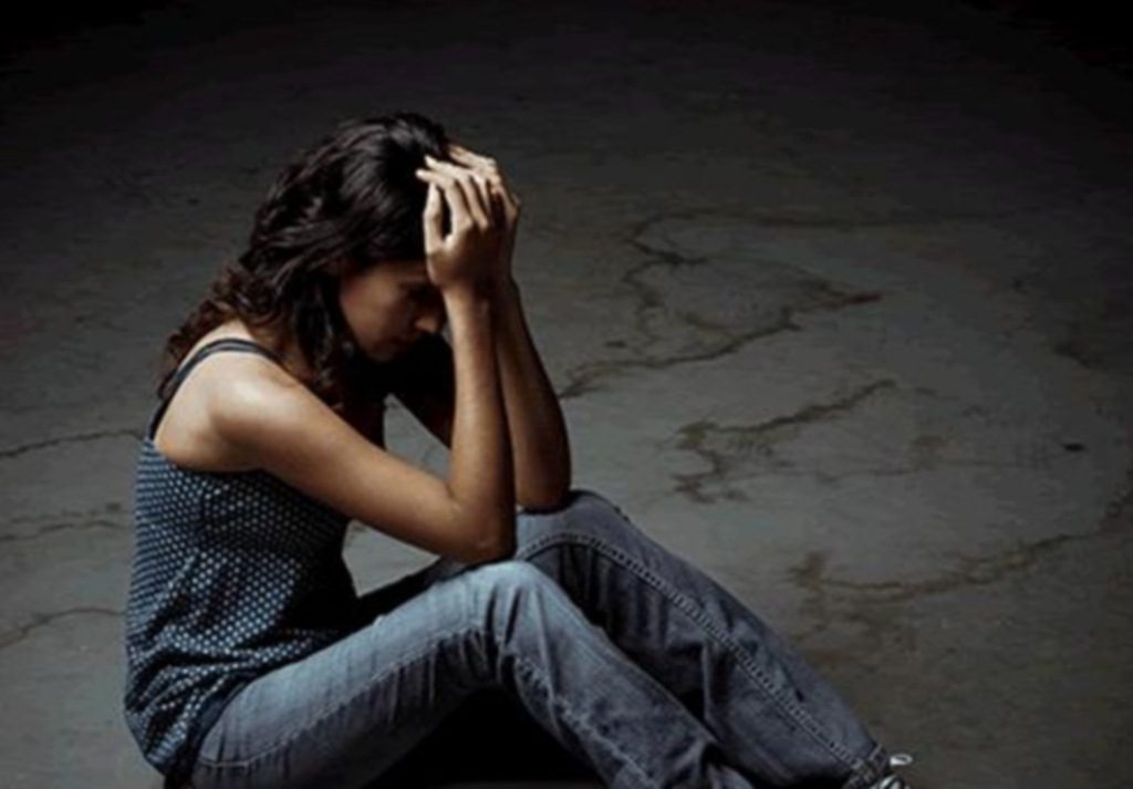 Κρήτη: ”Βίασε τη 14χρονη κόρη μας”-Η ανήλικη έκανε απόπειρα αυτοκτονίας!