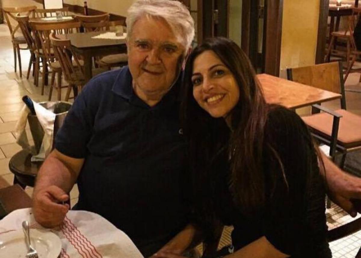 Ο Πασχάλης Τερζής σε σπάνια βραδινή έξοδο! ΦΩΤΟ