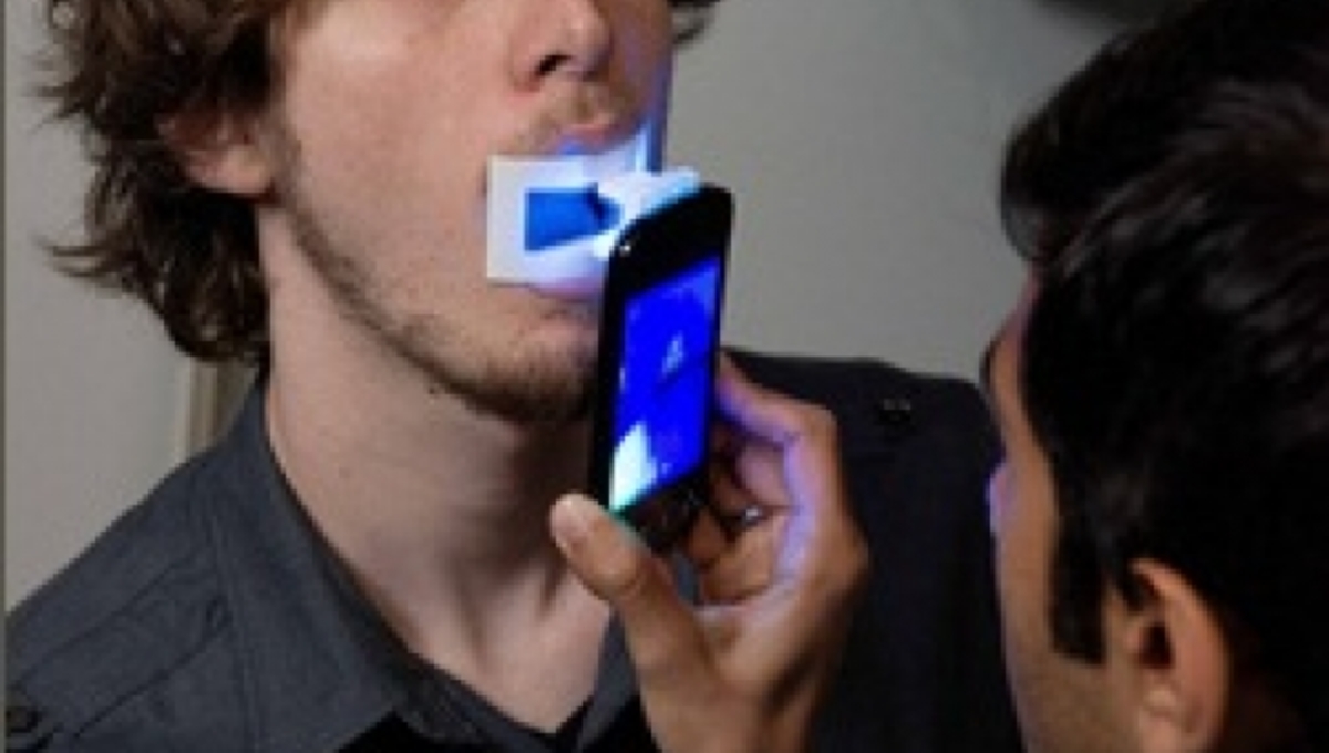 Ανίχνευση του καρκίνου στο στόμα με …κινητό τηλέφωνο