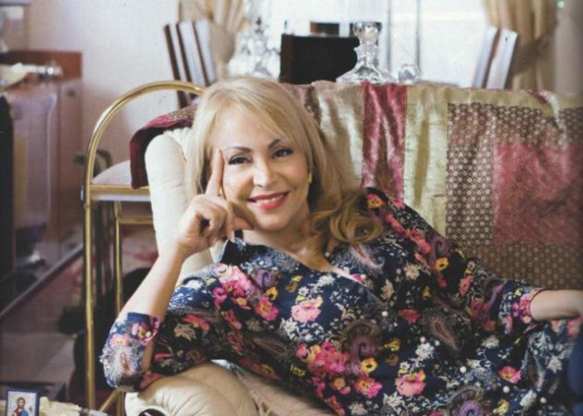 Τέτα Καμπουρέλη: Λίγες μέρες πριν τη ληστεία, είχε παρουσιάσει τη μεζονέτα της σε περιοδικό! Φωτογραφίες