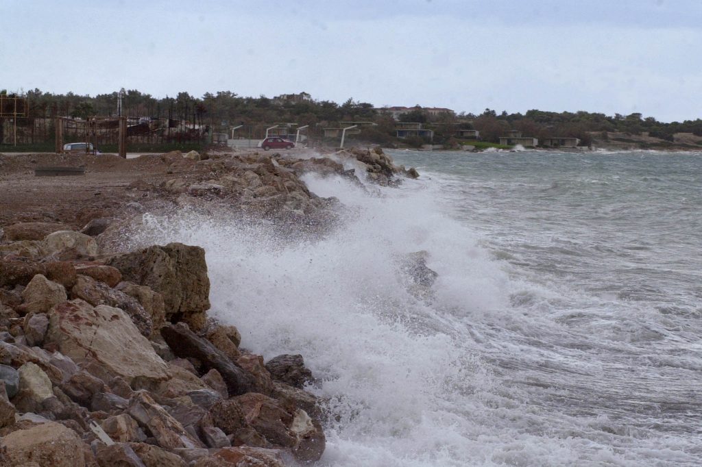 Η θάλασσα έχει ξαβράσει συνολικά 22 πτώματα - ΦΩΤΟ EUROKINISSI