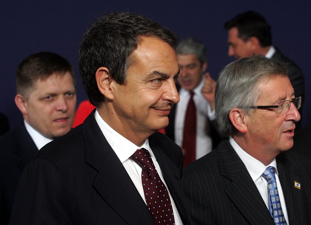 Η Ισπανία κάνει μειώσεις στα τιμολόγια του ρεύματος σε αντίθεση με την Ελλάδα