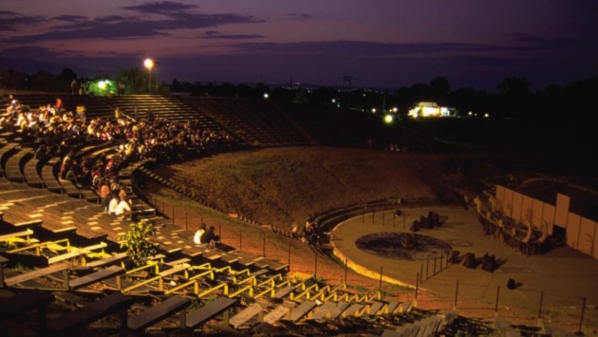 Προχωρά επιτέλους η αναστήλωση του αρχαίου θεάτρου Δωδώνης
