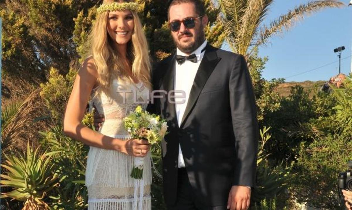 Θέλξη: Παντρεύτηκε και βάφτισε την κόρη της!