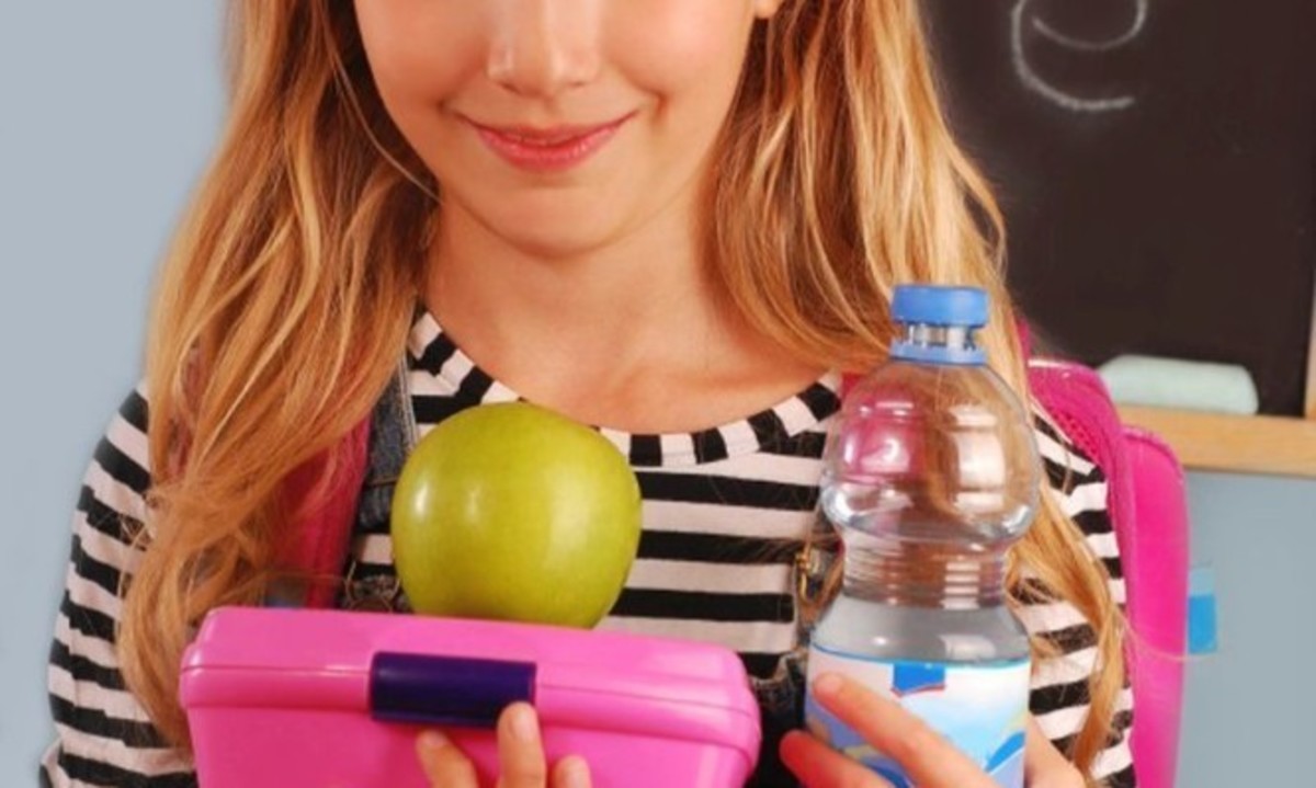 Καρκίνος του μαστού – Πρόληψη: Τι πρέπει να τρώνε τα κορίτσια στην εφηβεία