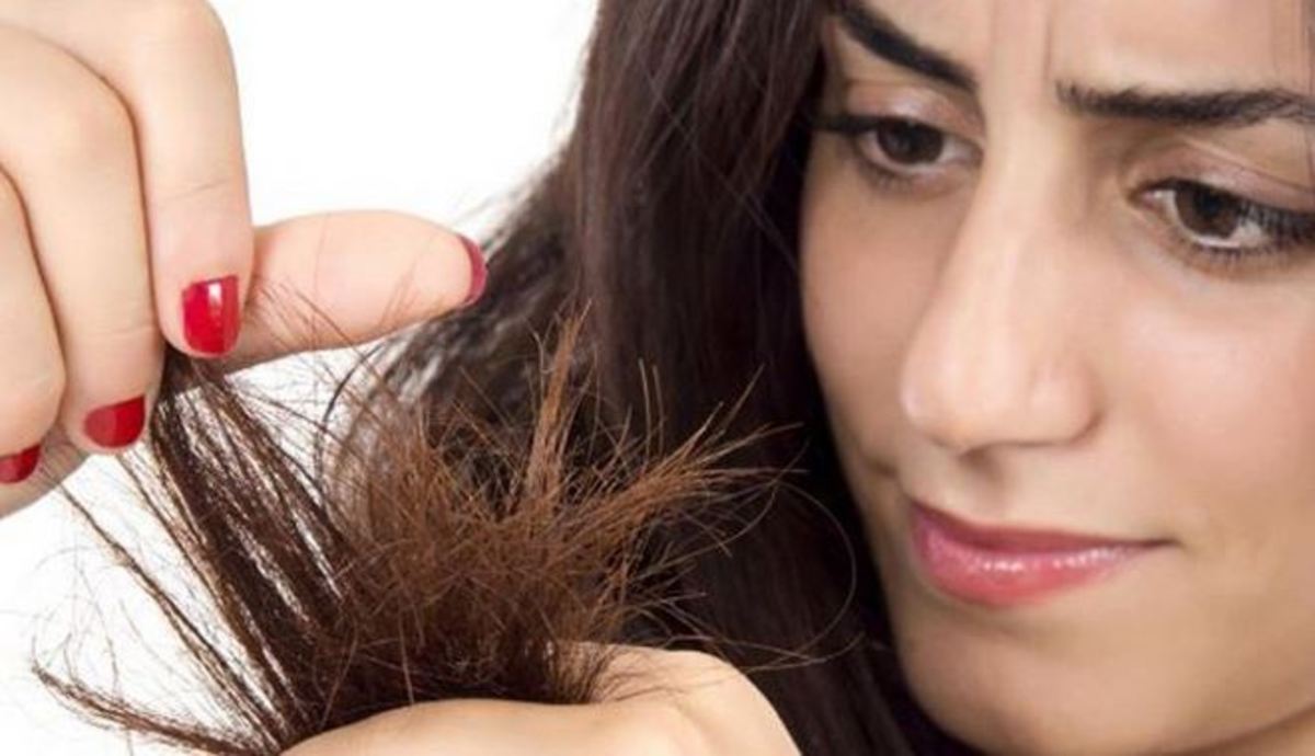 Ψαλίδα: Τρεις σπιτικές μάσκες για να μην κόψετε τα μαλλιά σας