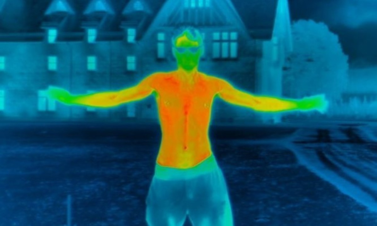 Μοναδικό βίντεο: Πόσο γρήγορα χάνουμε θερμότητα στο κρύο