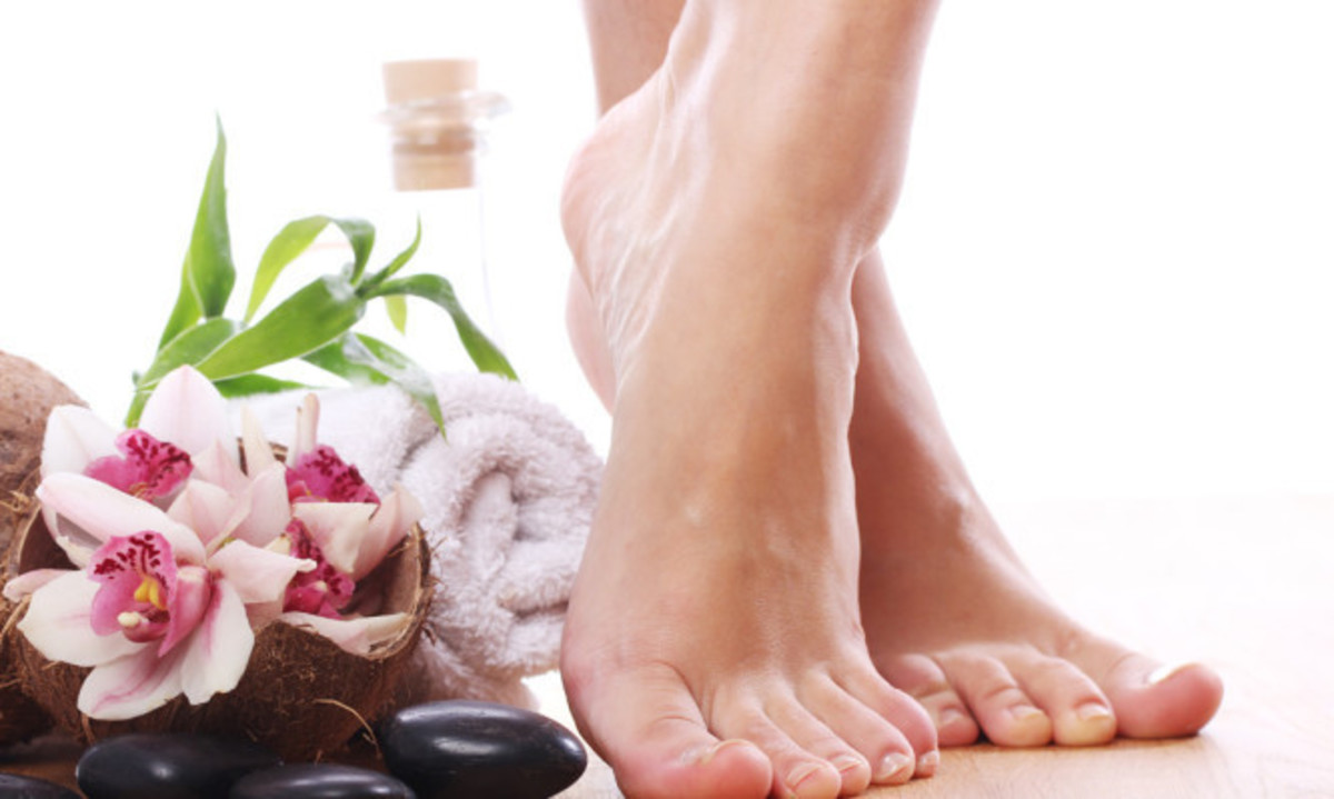 Μύκητες στα νύχια: Συμπτώματα και ποιοι κινδυνεύουν περισσότερο