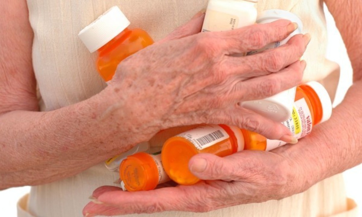 Πολυφαρμακία: Πότε η λήψη φαρμάκων γίνεται επικίνδυνη