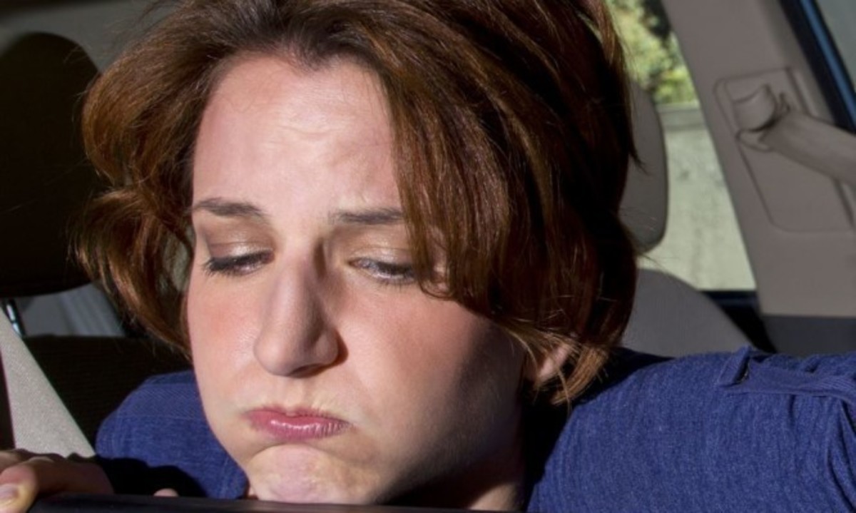 Ταξίδι με αυτοκίνητο: 8 κόλπα για να μην ζαλίζεστε στην διαδρομή